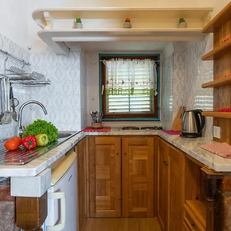 Stella Marina Sea View Free Parking * 로비니