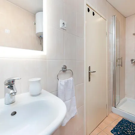 Stella Marina Sea View Free Parking 아파트 *